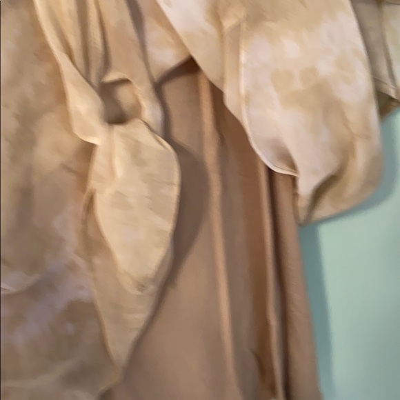 Open shoulder blouse - Picture 4 of 6